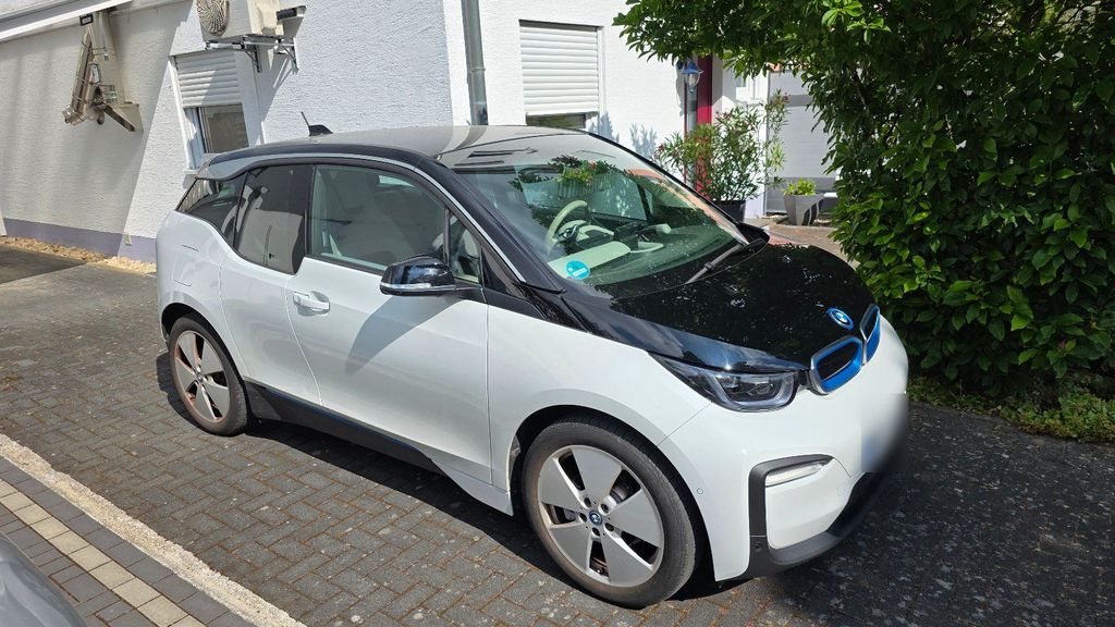 Image of BMW 120