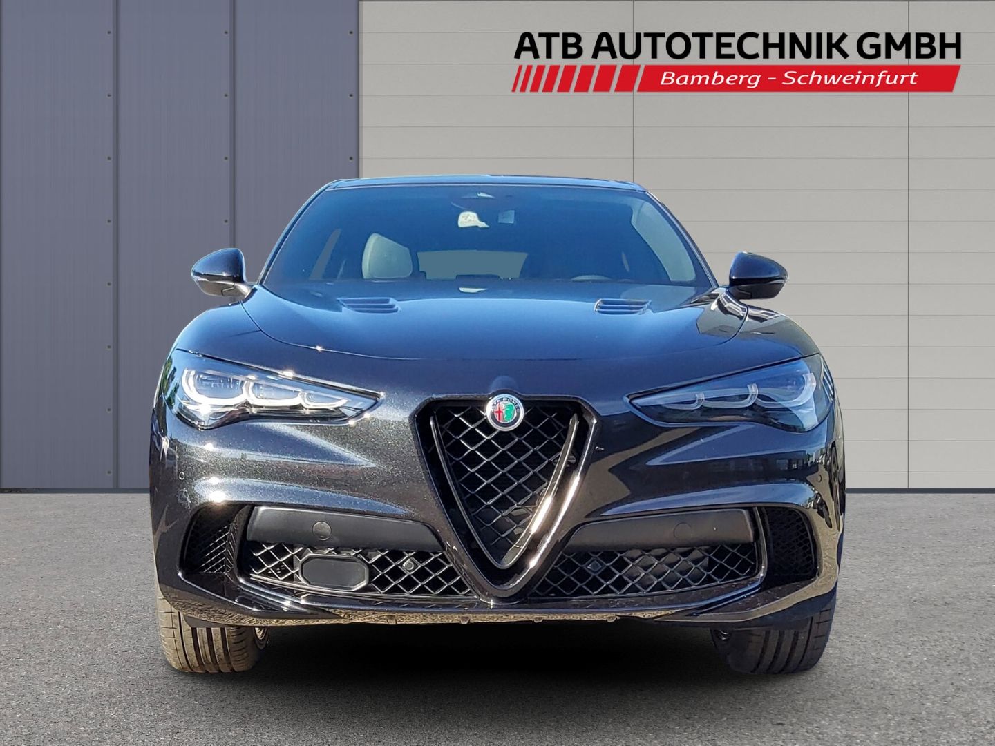 Fahrzeugabbildung Alfa Romeo Stelvio Quadrifoglio 520PS Panodach 1,99% Finanz