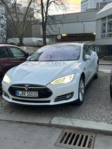 Tesla Model S P85 P // Free Supercharger - Tesla Model S aus 2013