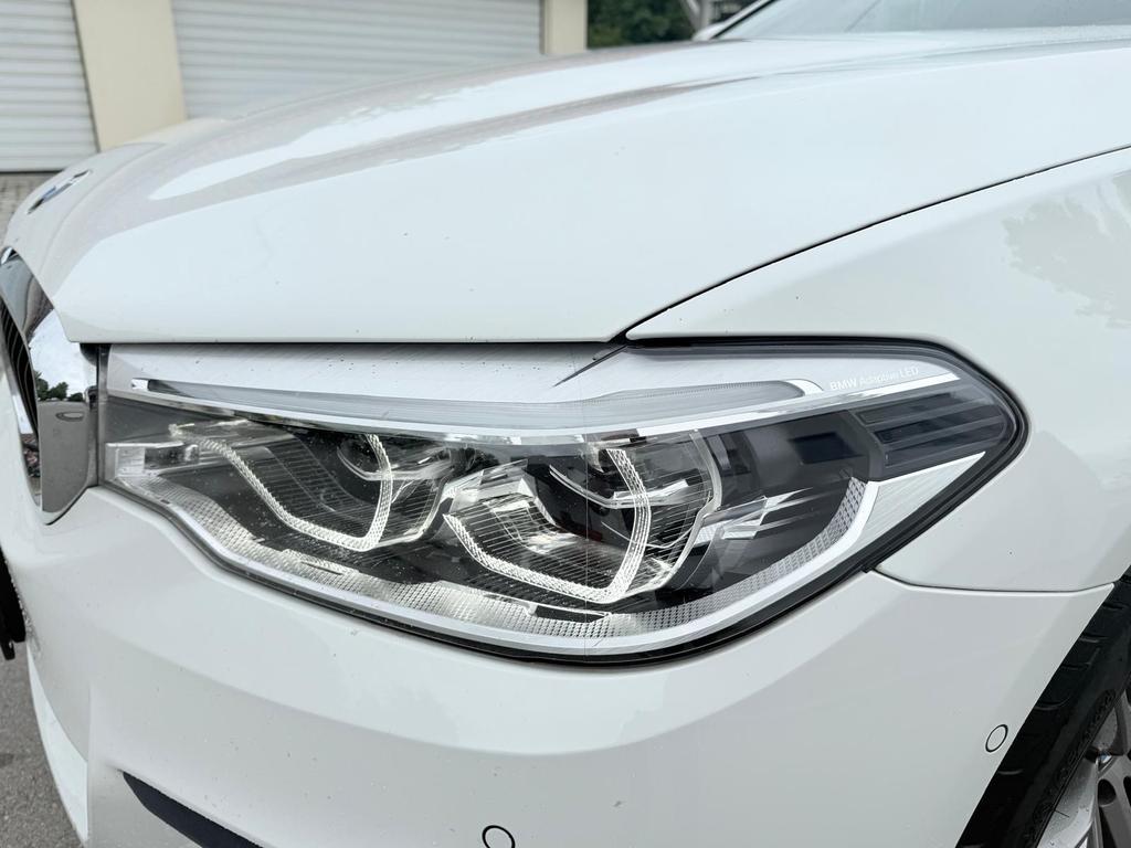 BMW 530
