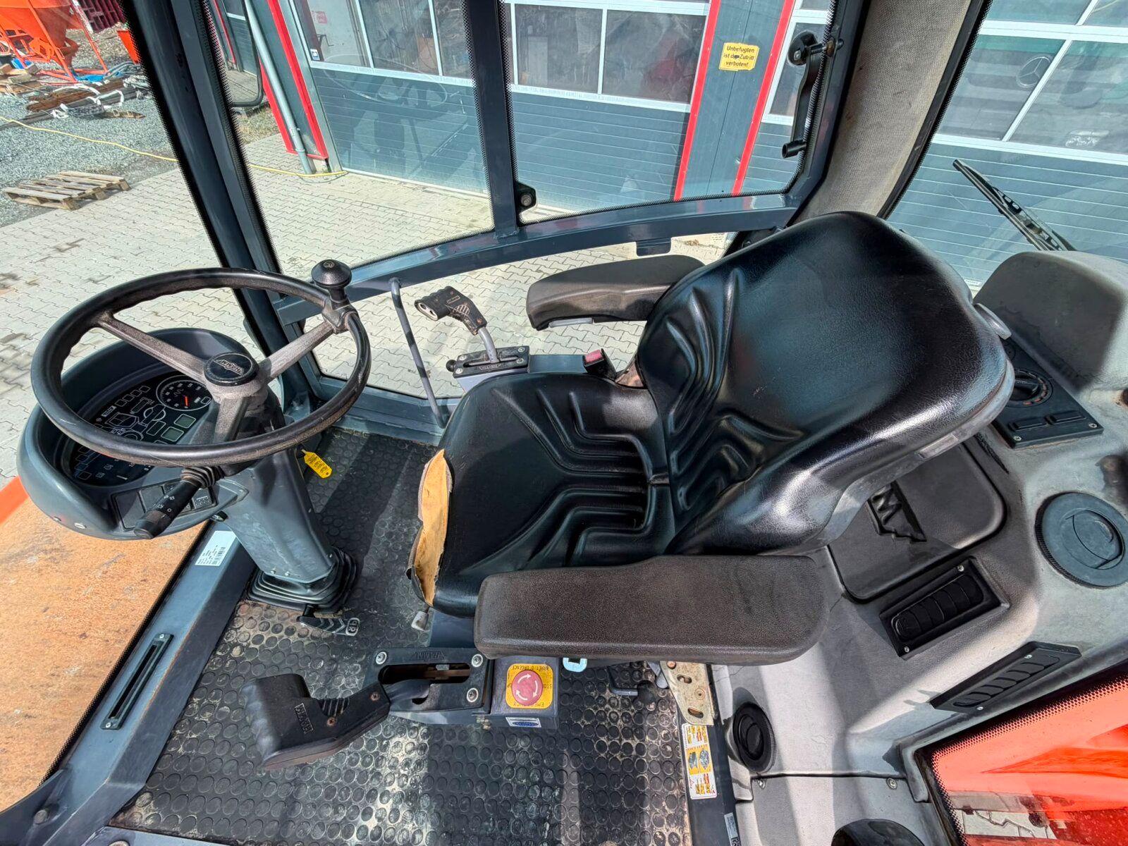 Fahrzeugabbildung Hamm 3307 Walzenzug