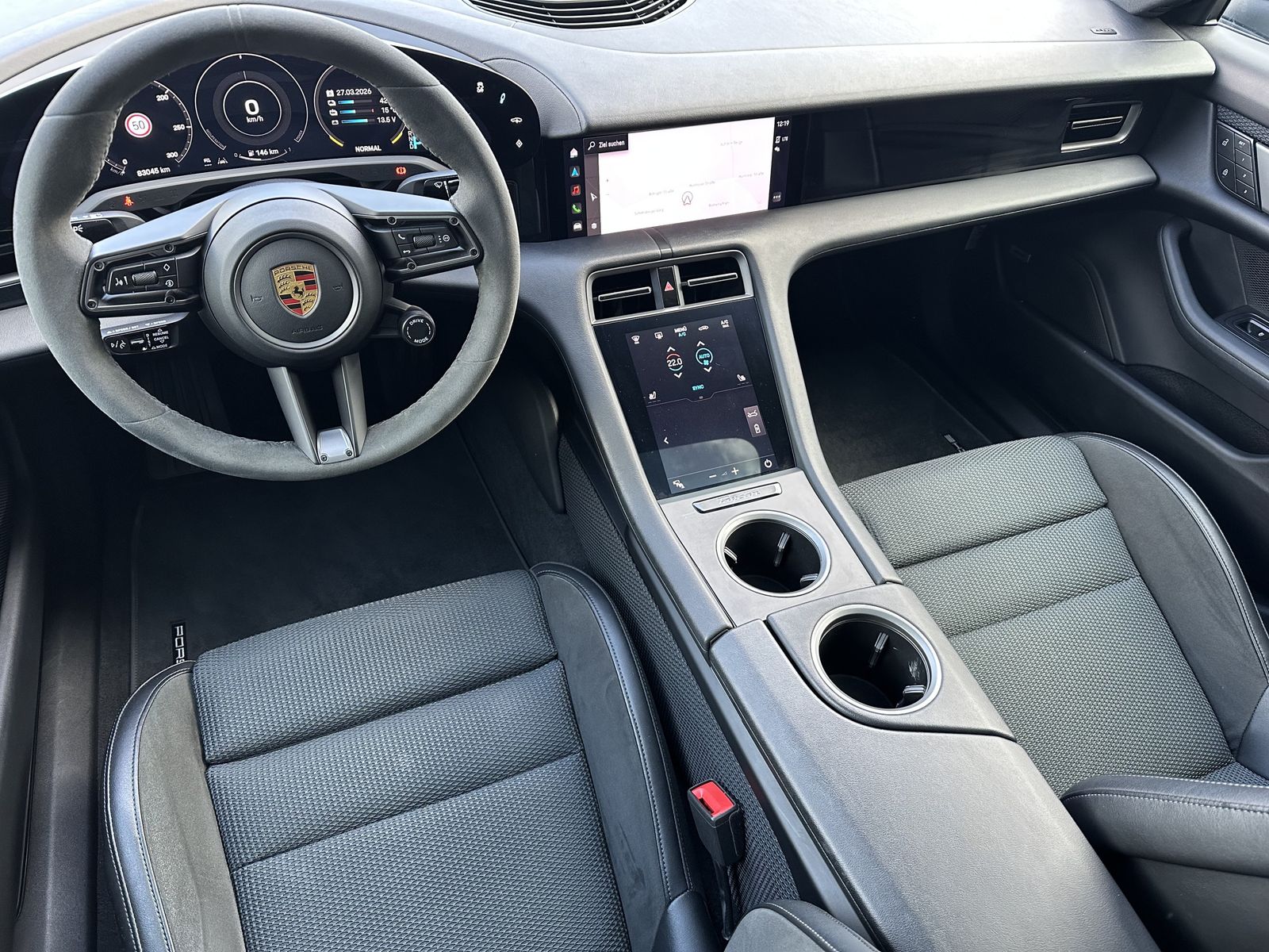 Fahrzeugabbildung Porsche Taycan Sport-Design NAV+LED+PANORAMA+360°+20ZOLL