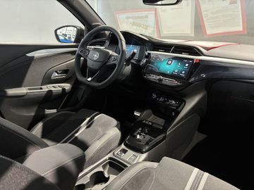 Fotografie 8 des Opel Corsa 1.2 Direct Injection Turbo Automatik GS