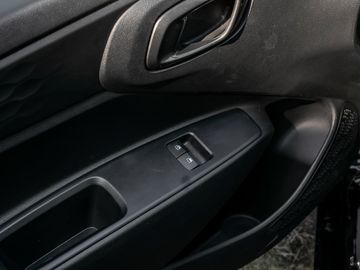Hyundai i10 1.0 Select Spurhalteassistent Kamera Navi