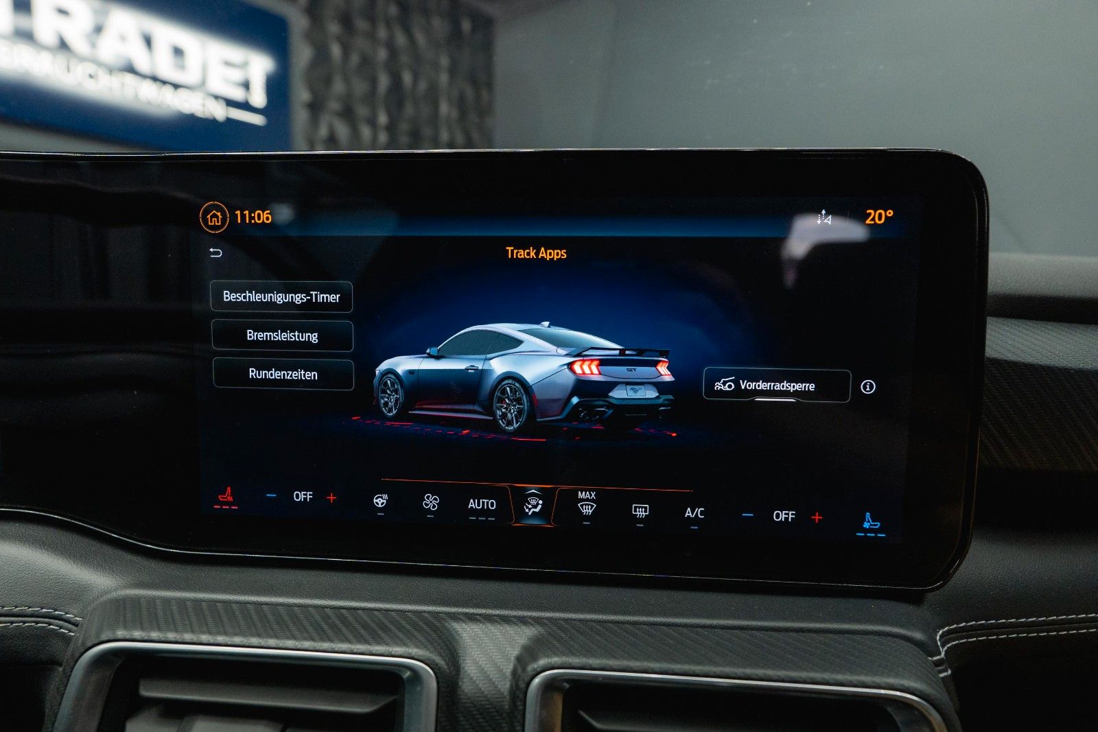 Fahrzeugabbildung Ford Mustang GT Coupe DARK HORSE PREMIUM MY2024 19%