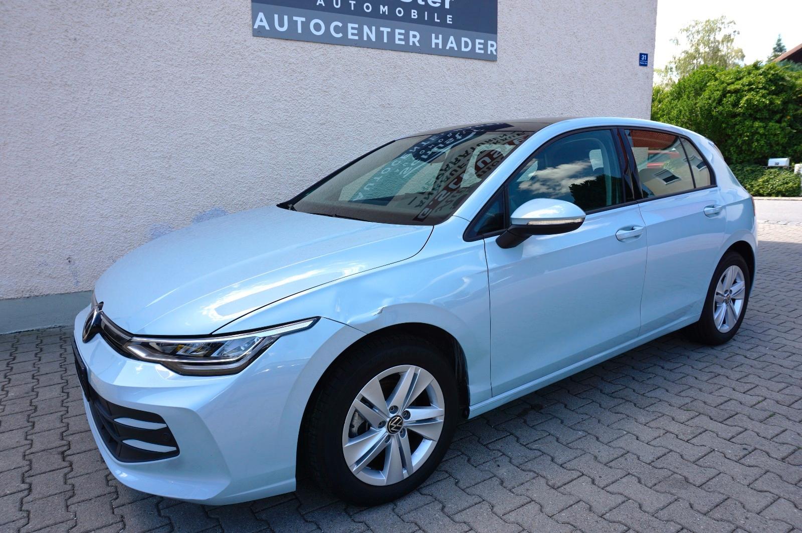 Volkswagen Golf 1.5 eTSI OPF 85kW DSG Life PANOD/ LED