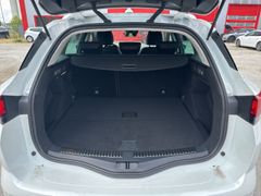 Fahrzeugabbildung Megane IV Grandtour Intens 1.3 TCe 140 EU6d