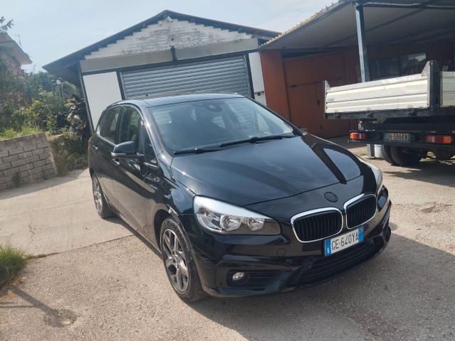 BMW 218