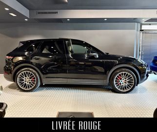 Porsche Cayenne - 9