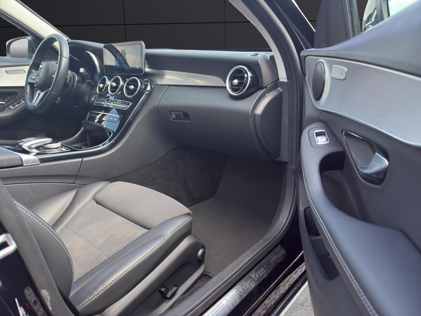 Mercedes-Benz C-Class T de Plug-in Hybrid Panodach Navi Kamera L, миниатюра 25