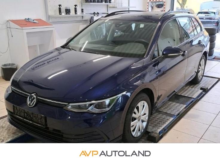 Volkswagen Golf VIII Variant 1.5 eTSI DSG Life | NAVI |