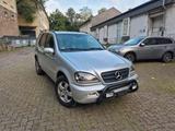 Mercedes-Benz Mercedes ML320 W163 Benzin/Gas - Mercedes-Benz ML 320 mit LPG-Antrieb