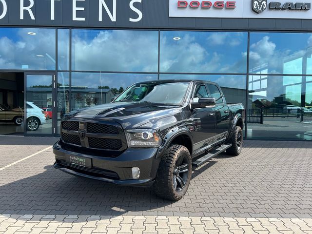 Dodge RAM 1500 CrewCab sport Night 4x4 Kamera SHZ Navi