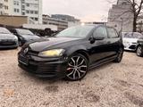 Volkswagen Golf VII Lim. GTD/AUT./NAVI/SHZ/KLIMA/PDC/R-CAM - gebrauchte VW Golf aus dem Jahr 2015