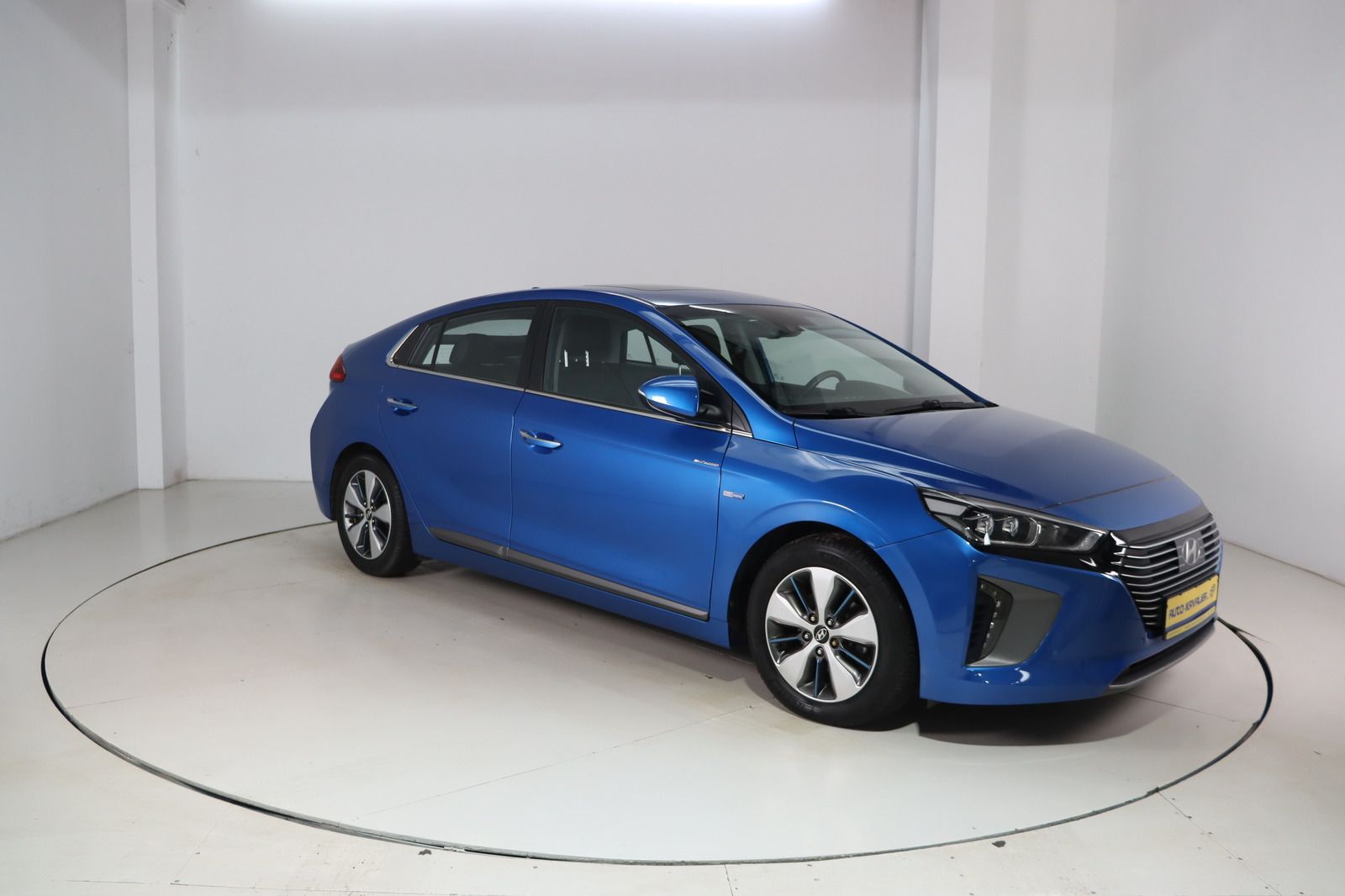 Fahrzeugabbildung Hyundai IONIQ * Memory * Sitzhzg./-lüftung Premium Plug-