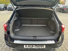 Fahrzeugabbildung T-Roc Sport 4Motion Leder Panorama