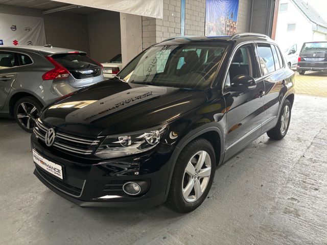 Volkswagen Tiguan Sport & Style Sitzh PDC Navi Bluetooth