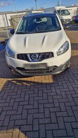 Nissan Qashqai +2  Sitze/T-LEDER/360* Grad... - Nissan Qashqai+2 mit Benzin-Antrieb