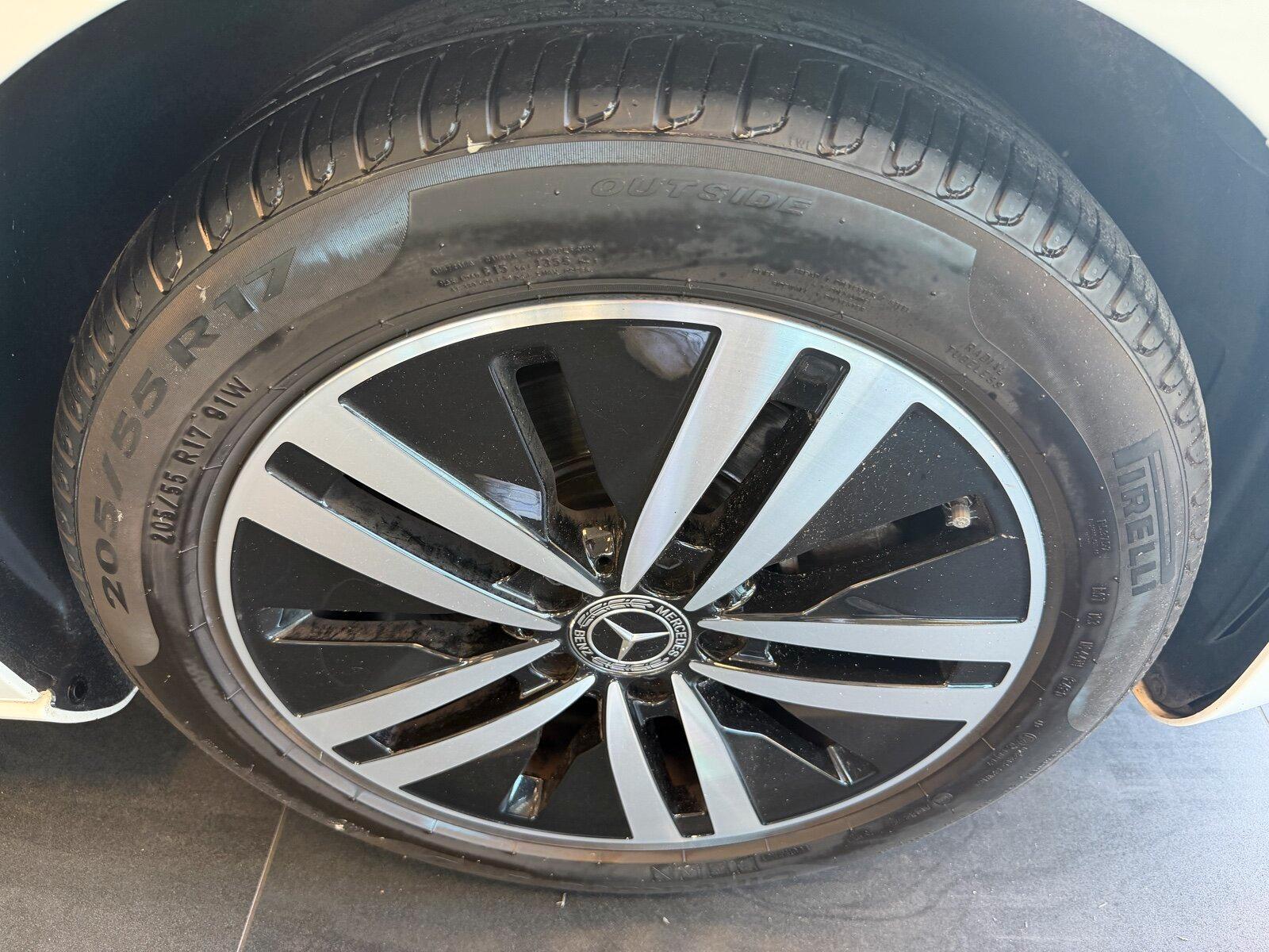 Mercedes-Benz A 200 PROGRESSIVE LED MBUX PTS SHZ TEMPOMATNavi