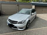 Mercedes-Benz C 63 AMG T Modell W204 / S204 Deutsches Fahrzeug - Mercedes-Benz C 63 AMG in Solingen