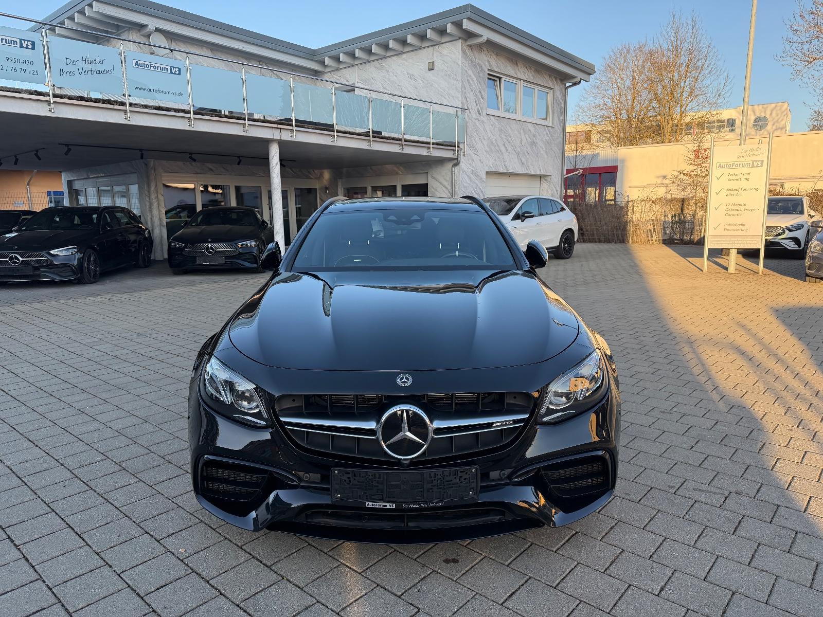 Mercedes-Benz E 63 S AMG*4M*Burm*Pano*Night*Distr*Memory*360°
