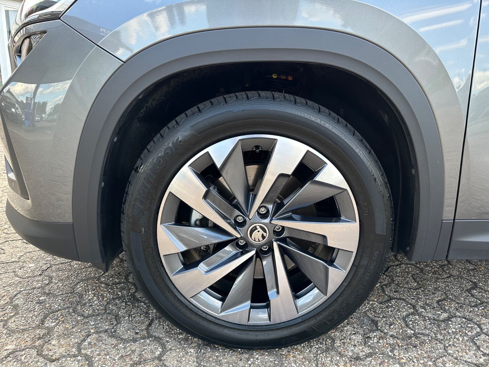 Fahrzeugabbildung SKODA Kodiaq 2.0 TDI 4x4 Selection DSG Pano/AHK/Navi
