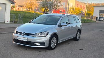 Volkswagen Golf - 4