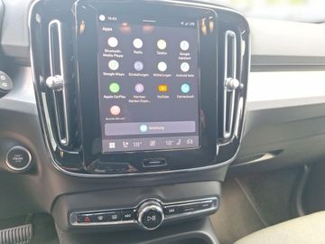 Volvo XC40 - 9