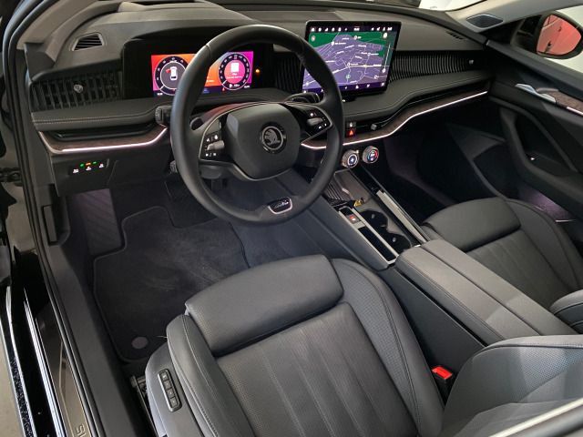 Superb IV Combi L&K 2.0 TDI DSG NAVI+LEDER