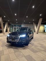 Audi Q5 2.0 TFSI S tronic quattro sport sport - Audi Q5 in Essen