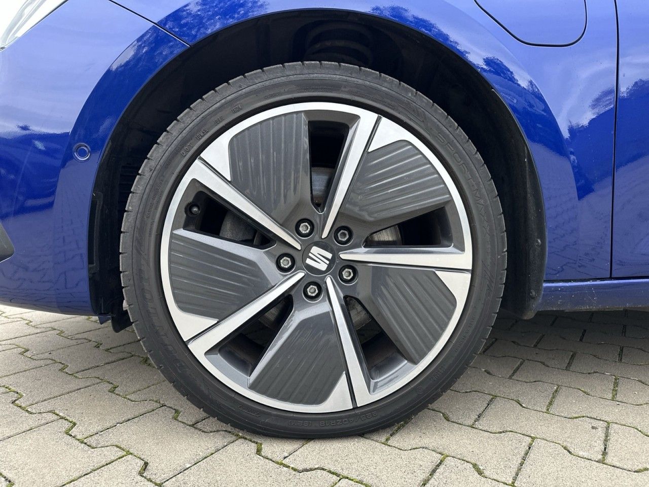 Fahrzeugabbildung SEAT Leon ST Xcellence 1.4 e-Hybrid (204 PS) DSG