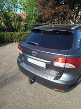 Toyota Avensis Combi 2,2-l-D-4D Automatik Executive... - Toyota Avensis: Executive