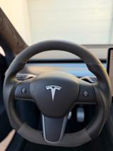 Tesla Model Y Performance | Einzelstück | Top Akku - Tesla Model Y in Köln