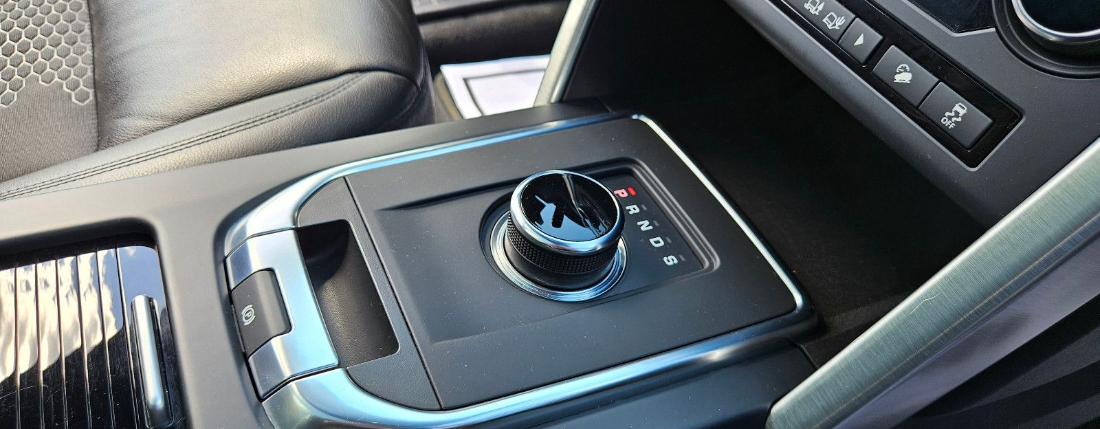 LAND ROVER Discovery Sport SE AWD FULL SCHECKHEFT