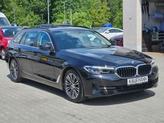 Fahrzeugabbildung 520 d Touring Park-Assistent