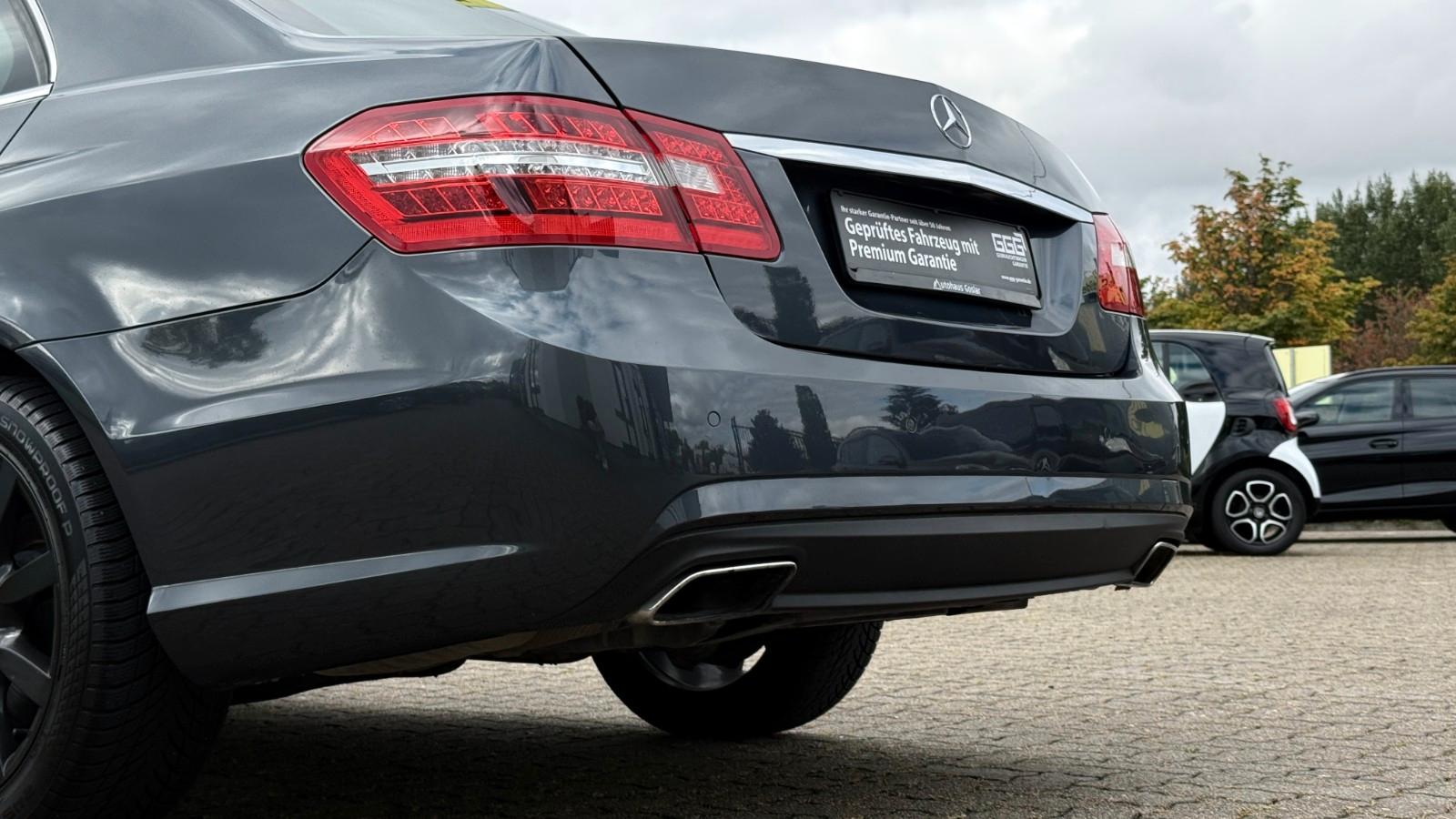 Mercedes-Benz E 220 Elegance *Automatik*AMG-Paket*Xenon*