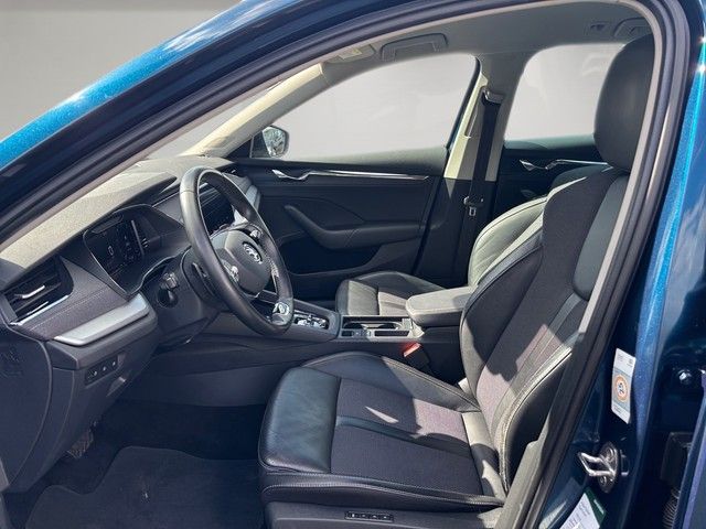 Fahrzeugabbildung SKODA Octavia Combi 2.0TDI DSG Style STNDHZ+MEMORY+LED