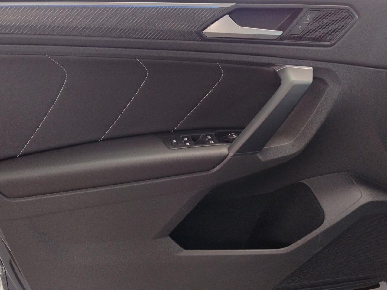 Tiguan R-Line 2.0 TSI DSG 4MOTION Klima Navi