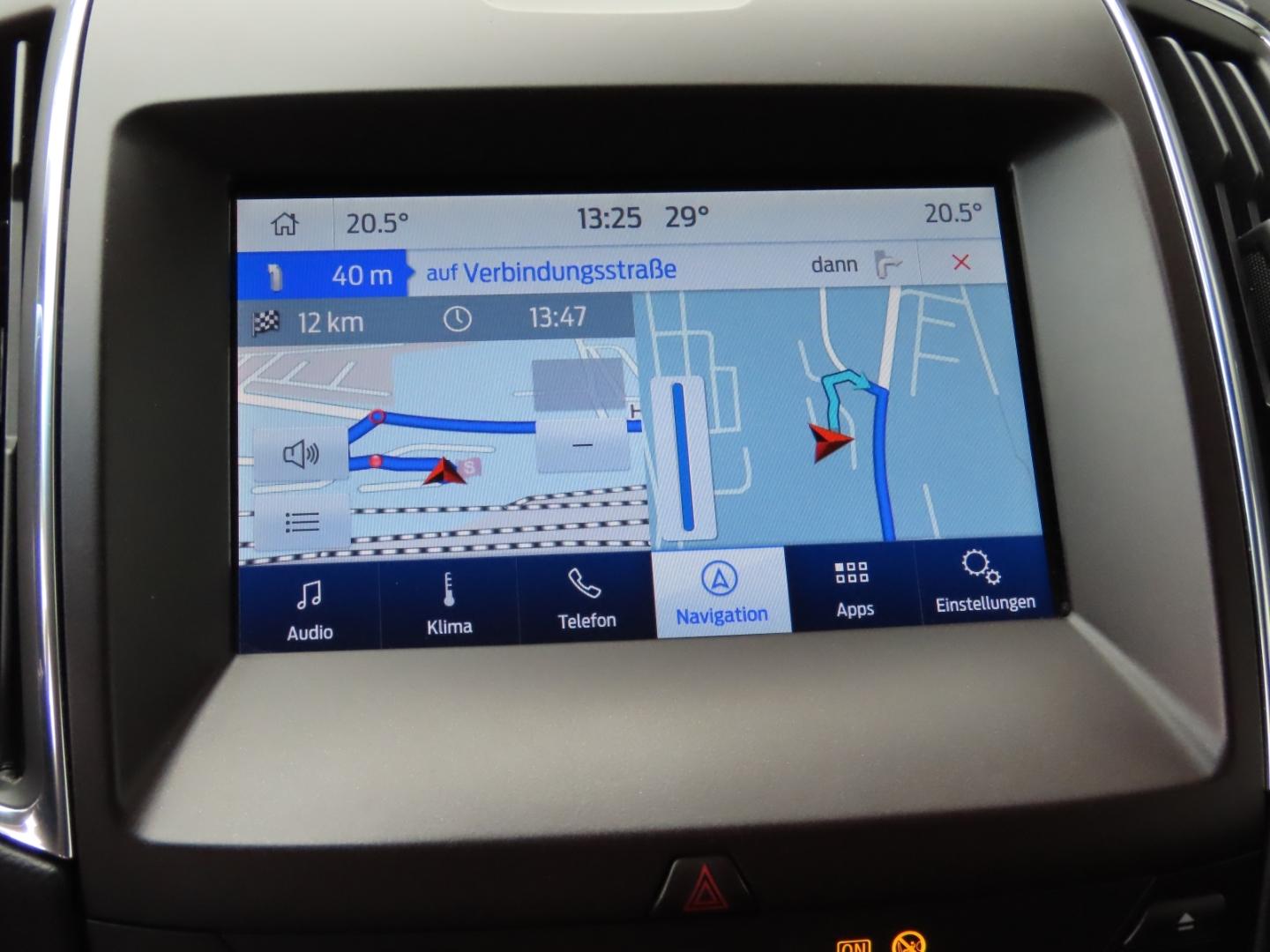 Ford Edge Titanium 1.Hd*Matrix*B&O*Navi*Kam*ACC*AHK