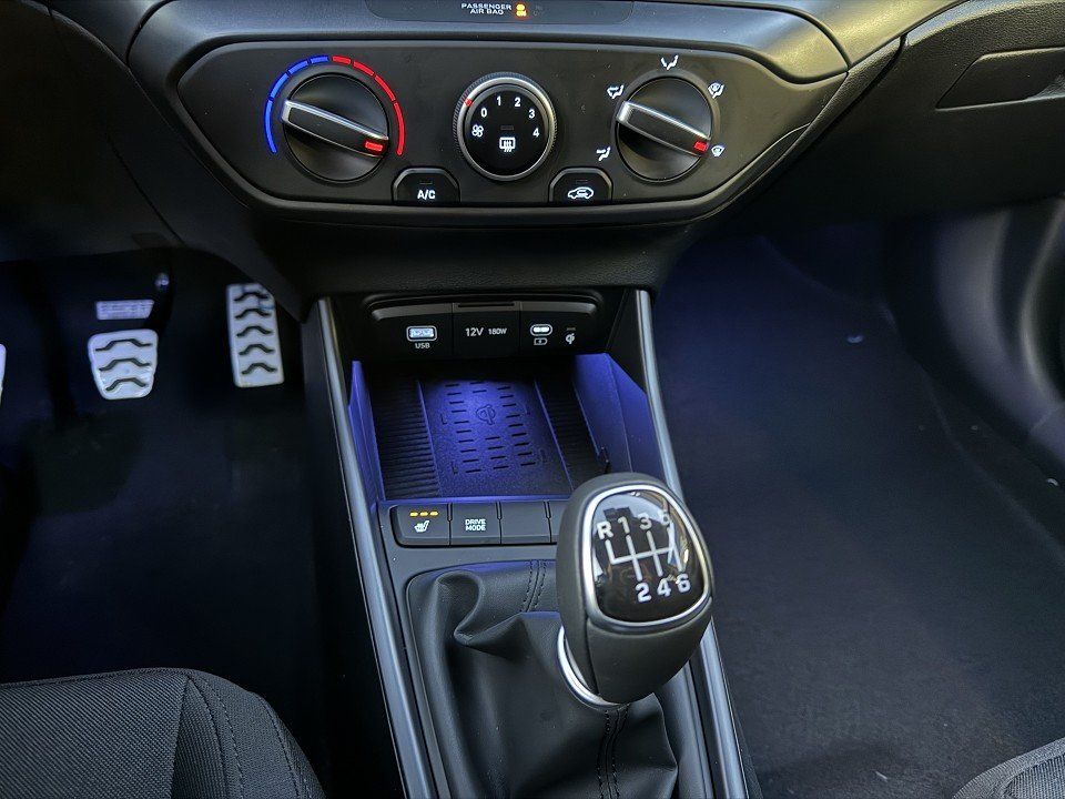 Fahrzeugabbildung Hyundai BAYON 1.0T 100PS Trend