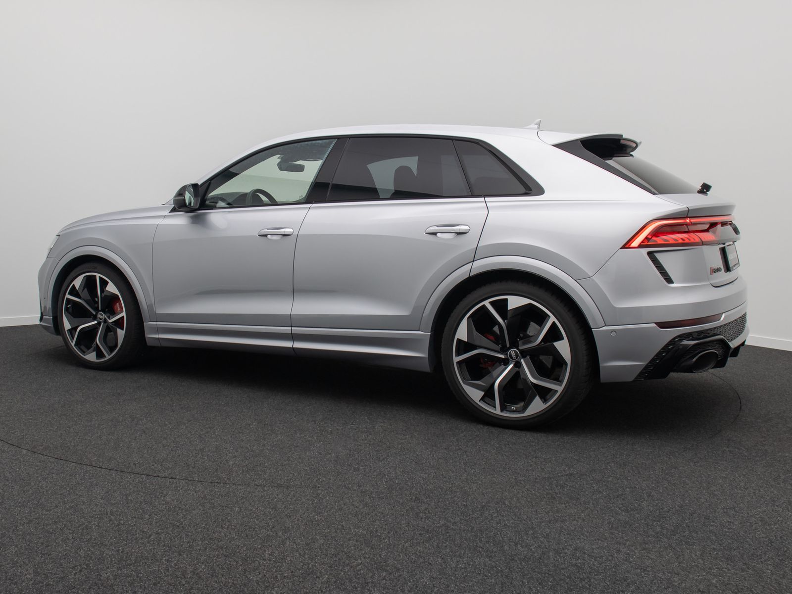 Fahrzeugabbildung Audi RSQ8 4.0 TFSI Panorama 360&deg; HUD B&O VOLL 23Zoll