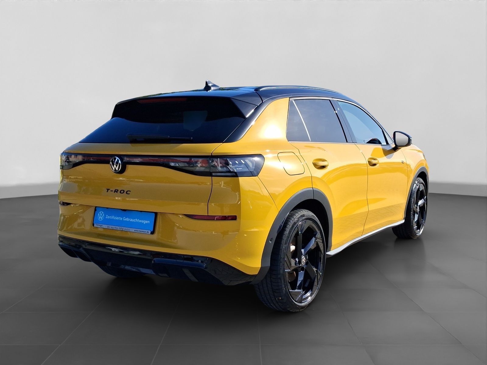 Volkswagen T-Roc 1.5 eTSI DSG R-LINE 360° IQ.LIGHT DCC LM20 foto 3