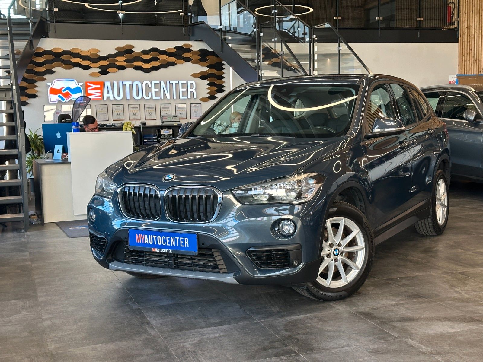 BMW X1 - 1