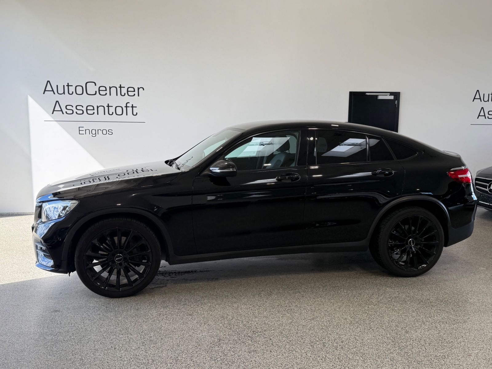 MERCEDES-BENZ GLC 350 d 4Matic Coupe AMG ACC ILS Navi