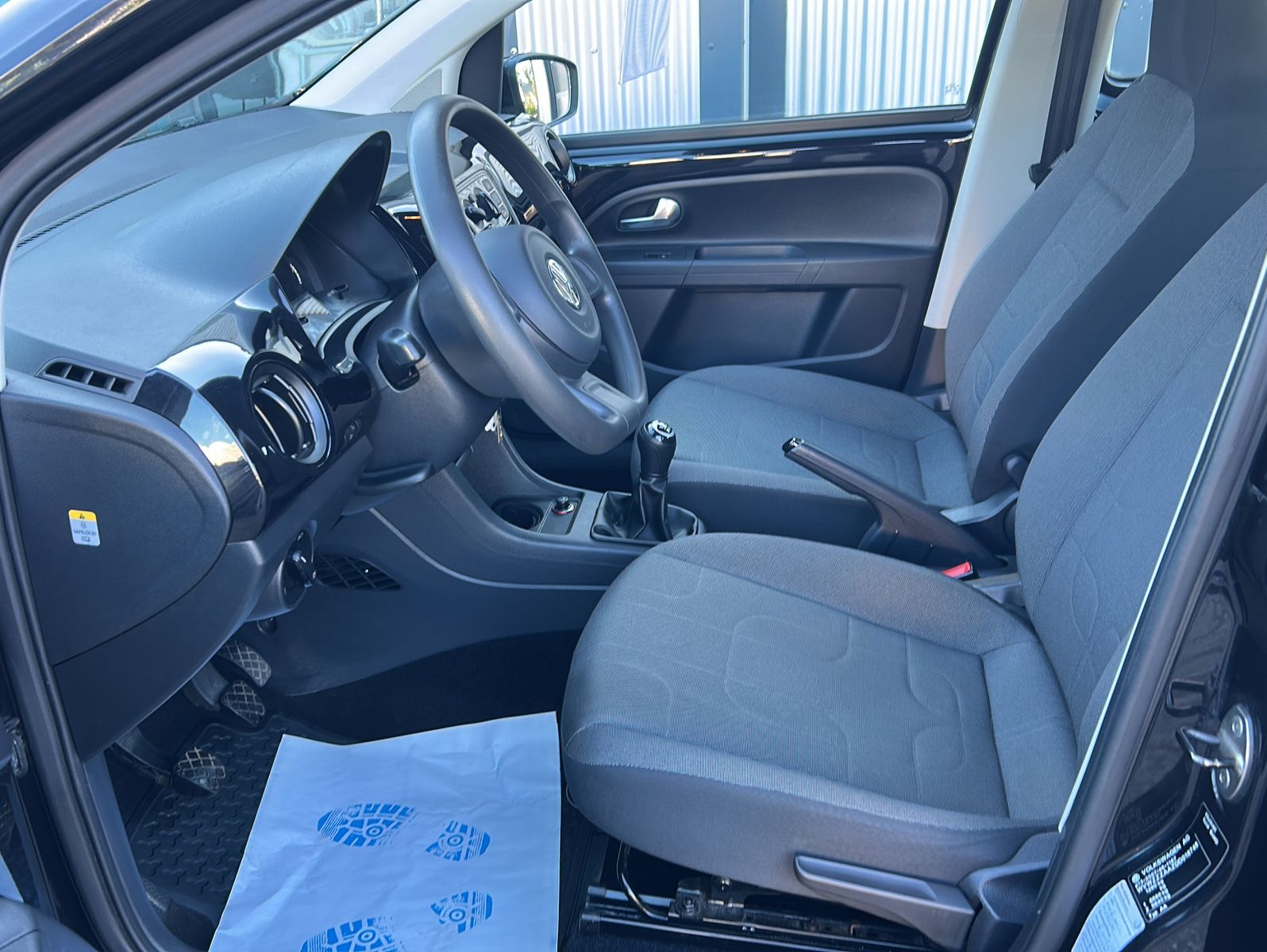 Fahrzeugabbildung Volkswagen up! move up!