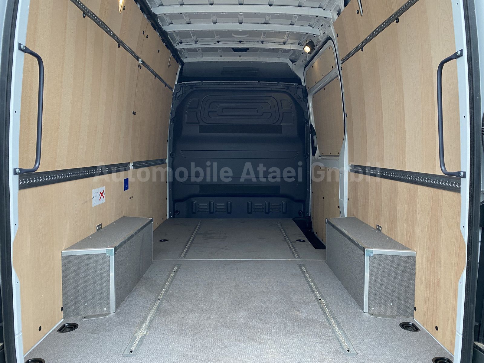 Fahrzeugabbildung Mercedes-Benz Sprinter 317 NAVI+ 360° KAMERA+ SITZHEIZ. 8646