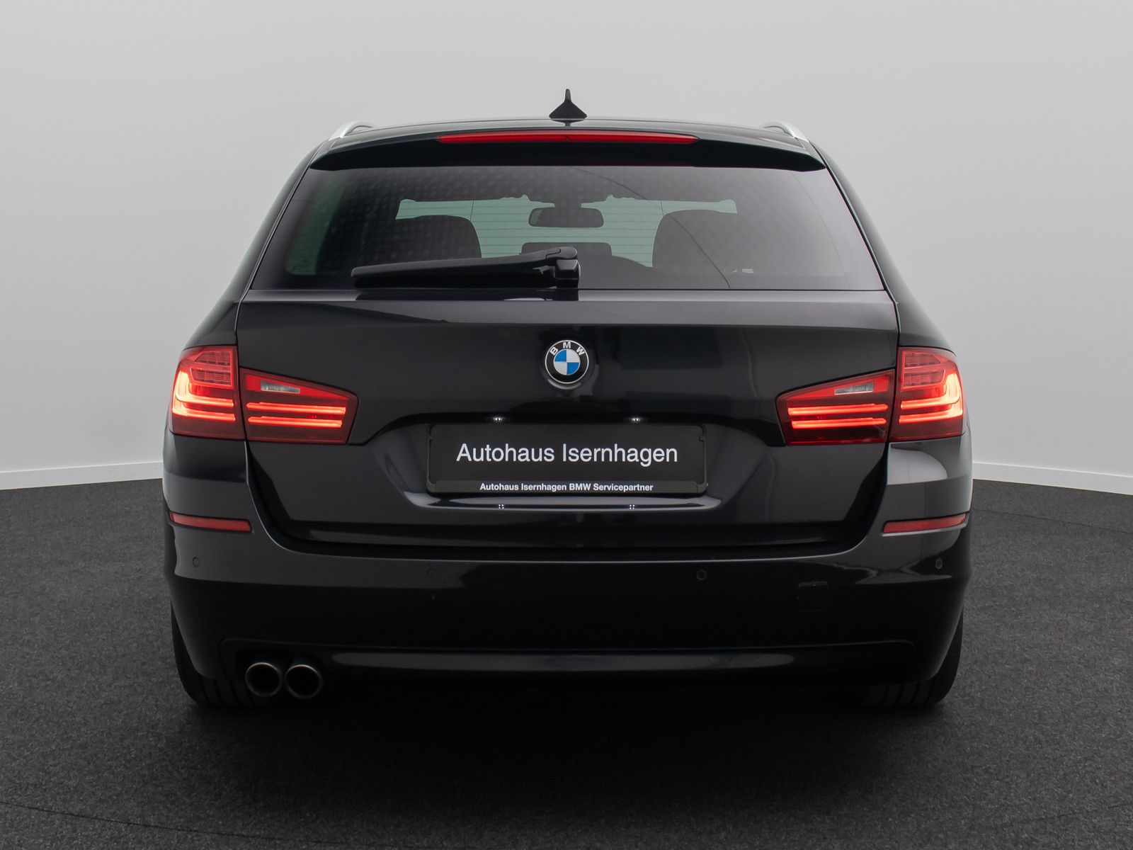 Fahrzeugabbildung BMW 520d GeschwindigReg PDC HiFi NaviBusiness Lordos