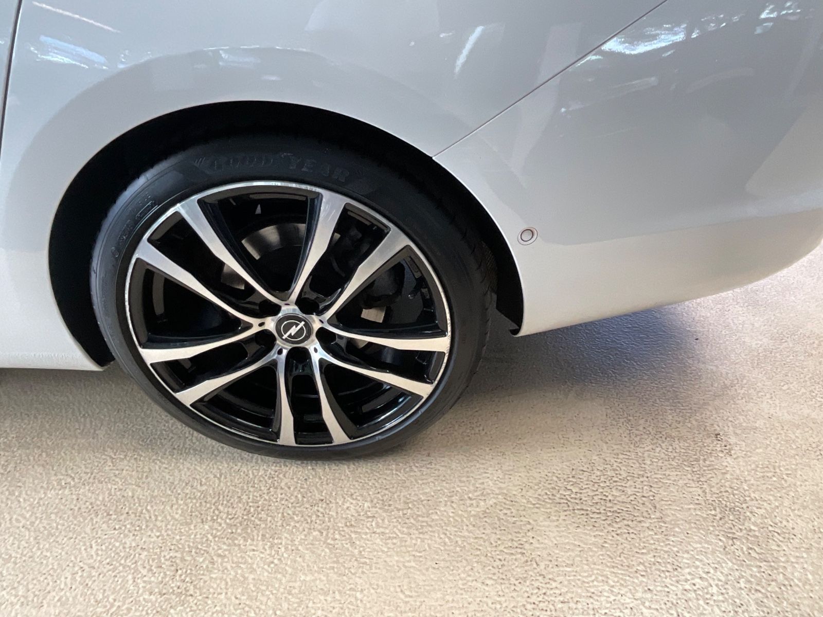 Fahrzeugabbildung Opel Astra K Sports Tourer Ultimate*OPC Line
