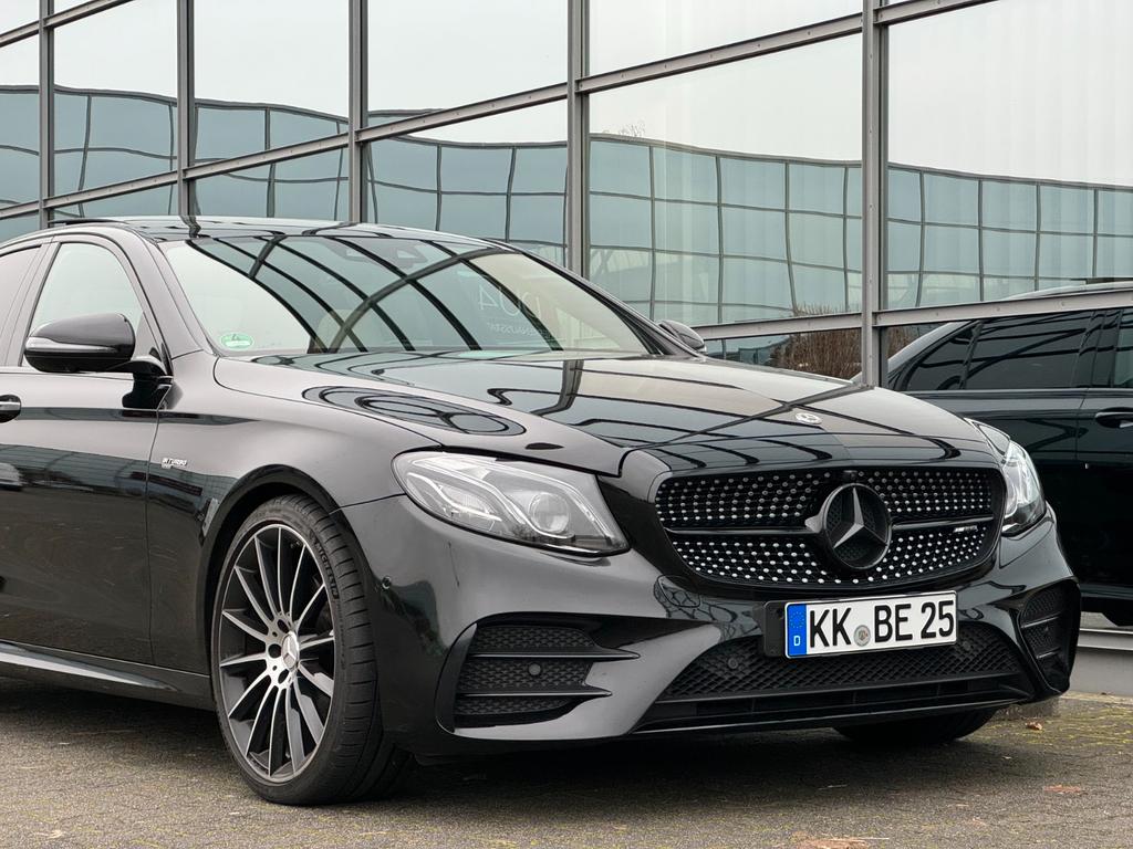 Mercedes-Benz E 43 AMG