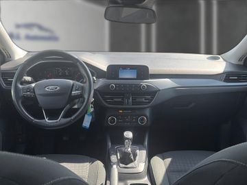Ford Focus - 11